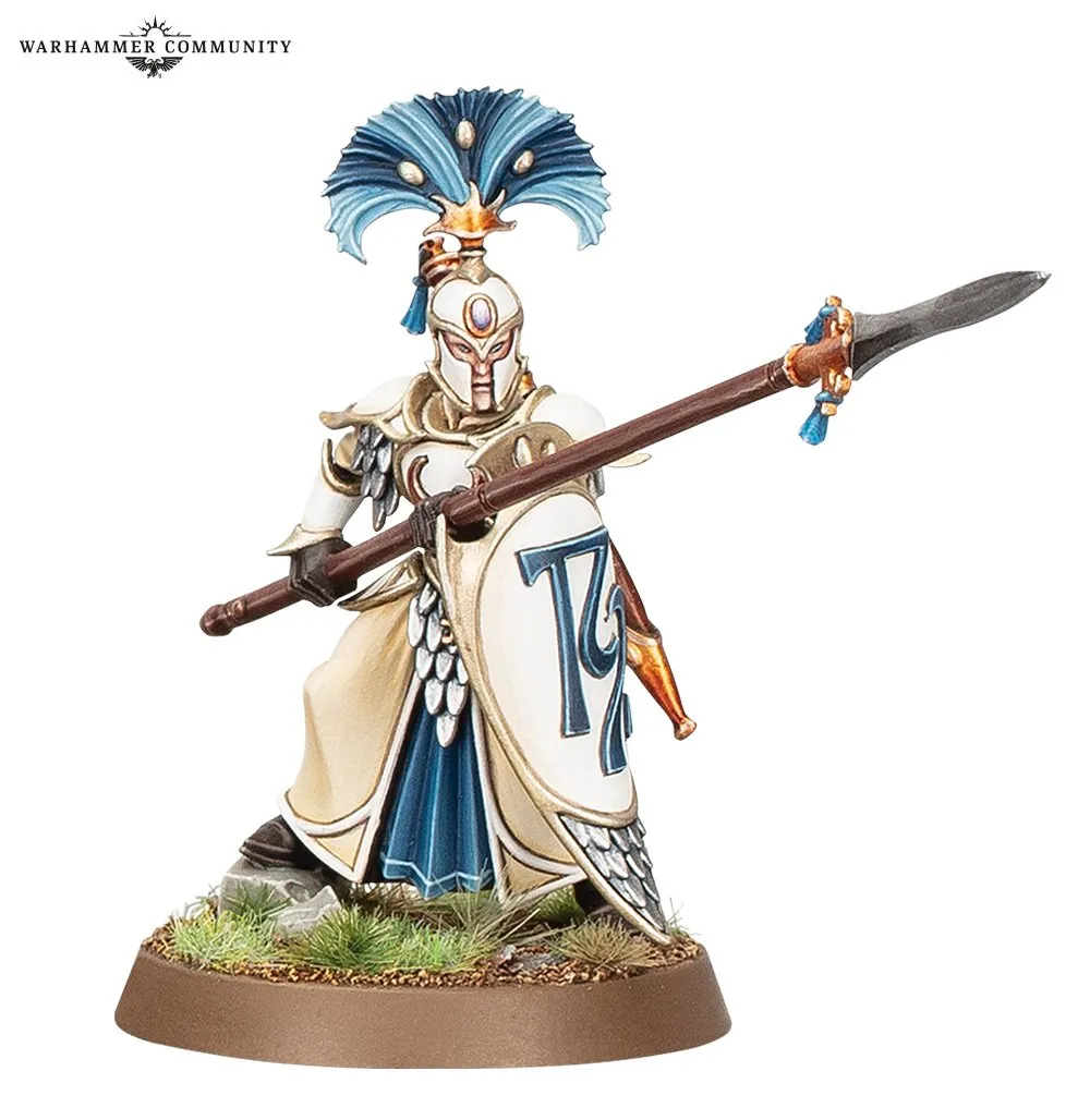 Vanari Auralan Warden or Sentinel miniature
